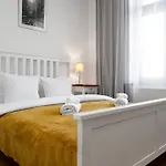 Househost Starowislna 75-2 شقة