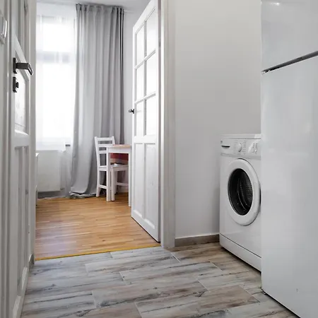 Househost Starowislna 75-2 Krakkó